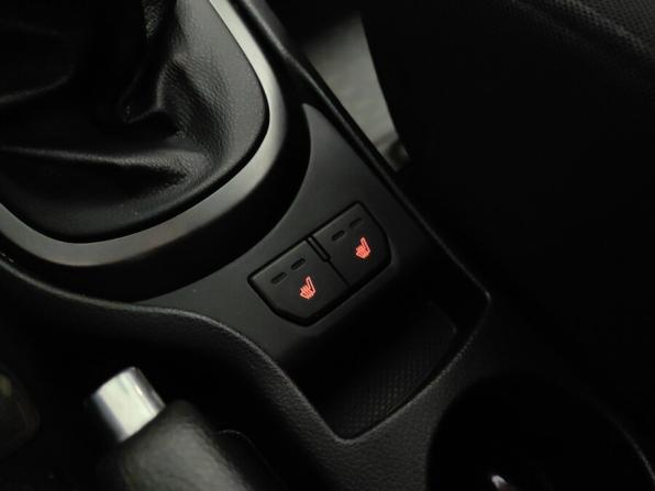 Kia Rio III Рестайлинг с пробегом 2016 года, цена 835 000 рублей, 100350 км, хэтчбек, Автокод Объявления
