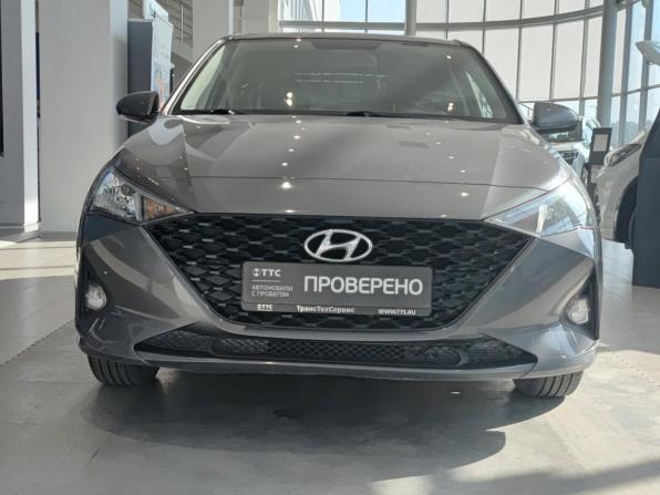 Hyundai Solaris II Рестайлинг с пробегом 2021 года, цена 1 620 000 рублей, 75260 км, седан, Автокод Объявления