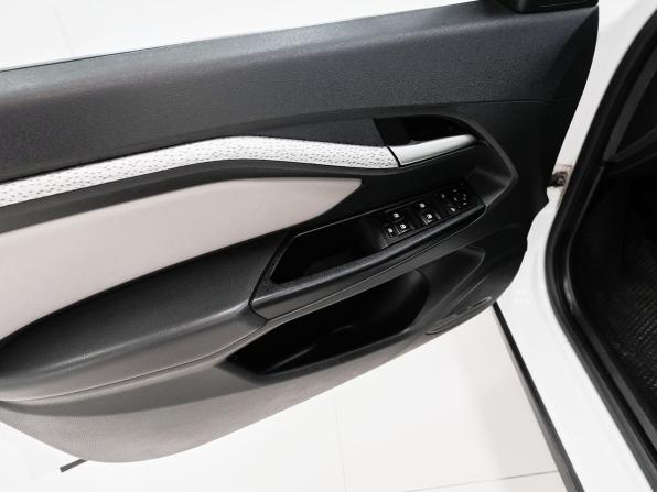 Lada (ВАЗ) Vesta I с пробегом 2018 года, цена 1 131 000 рублей, 101967 км, универсал, Автокод Объявления