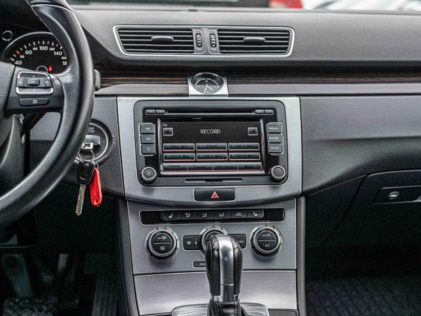 Volkswagen Passat CC I Рестайлинг с пробегом 2013 года, цена 1 138 000 рублей, 227585 км, седан, Автокод Объявления