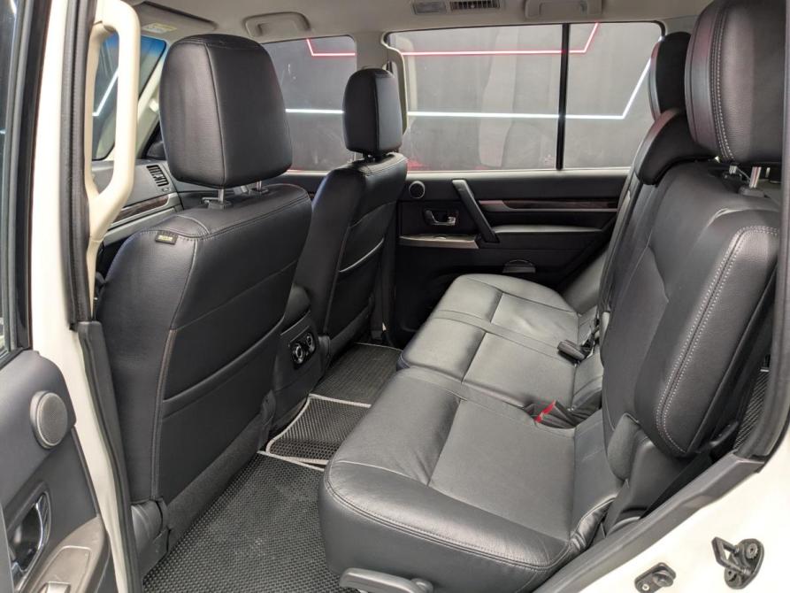 Mitsubishi Pajero IV Рестайлинг 2 Москва  - изображение 5
