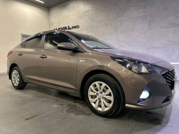 Hyundai Solaris II Рестайлинг с пробегом 2021 года, цена 1 549 000 рублей, 63997 км, седан, Автокод Объявления