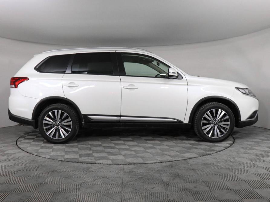Mitsubishi Outlander III Рестайлинг 3 Химки  - изображение 4