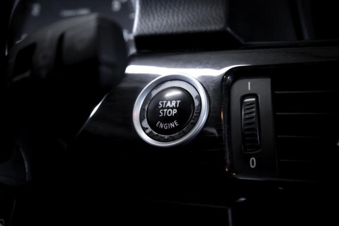 BMW 3 серии V (E90/E91/E92/E93) Рестайлинг с пробегом 2011 года, цена 1 249 000 рублей, 237333 км, седан, Автокод Объявления
