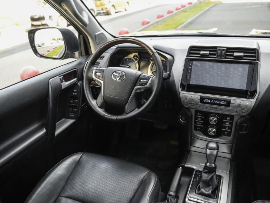 Toyota Land Cruiser Prado 150 Series Рестайлинг 2 Санкт-Петербург  - изображение 12