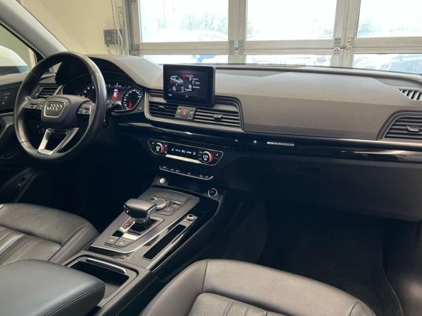 Audi Q5 II (FY) с пробегом 2018 года, цена 2 990 000 рублей, 97211 км, внедорожник, Автокод Объявления