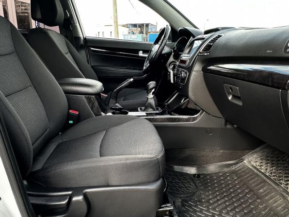 Kia Sorento II Рестайлинг с пробегом 2018 года, цена 2 148 000 рублей, 52362 км, внедорожник, Автокод Объявления