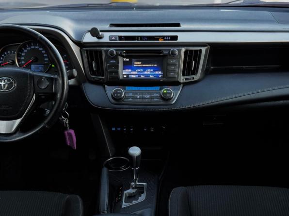 Toyota RAV4 IV (XA40) с пробегом 2015 года, цена 1 789 000 рублей, 195394 км, внедорожник, Автокод Объявления