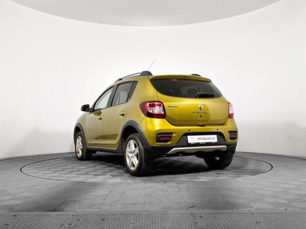 Renault Sandero II с пробегом 2016 года, цена 949 000 рублей, 82500 км, хэтчбек, Автокод Объявления