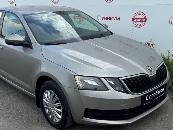 Skoda Octavia III (A7) Рестайлинг с пробегом 2017 года, цена 1 369 000 рублей, 160050 км, лифтбек, Автокод Объявления