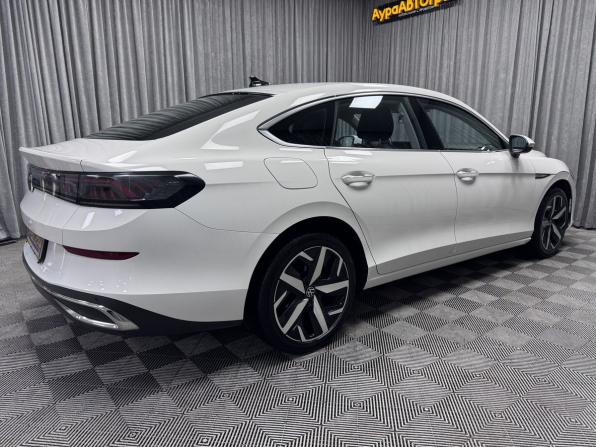 Volkswagen Lamando II с пробегом 2022 года, цена 2 850 000 рублей, 51744 км, лифтбек, Автокод Объявления