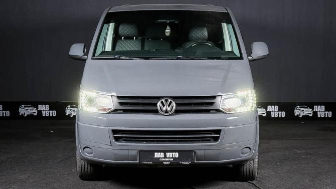 Volkswagen Caravelle T5 Рестайлинг с пробегом 2012 года, цена 1 790 000 рублей, 280000 км, минивэн, Автокод Объявления