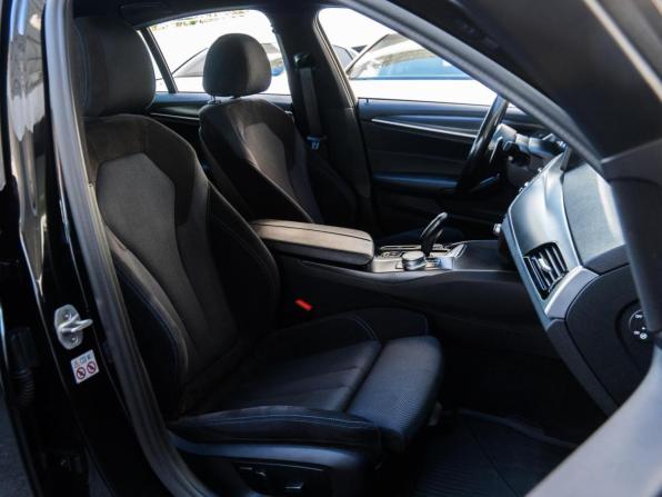 BMW 5 серии VII (G30/G31/G38) Рестайлинг с пробегом 2021 года, цена 4 550 000 рублей, 87244 км, седан, Автокод Объявления