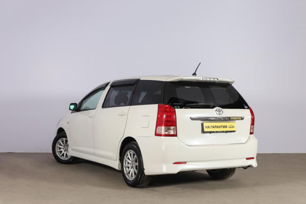 Toyota Wish I Рестайлинг Новосибирск  - изображение 7