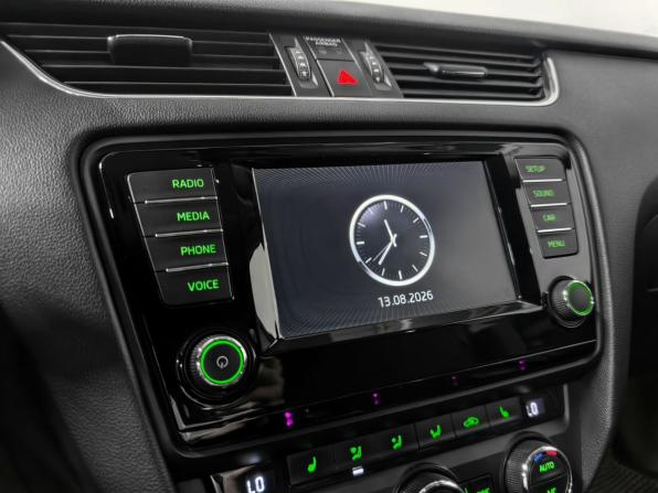 Skoda Octavia III (A7) с пробегом 2015 года, цена 1 600 000 рублей, 217204 км, лифтбек, Автокод Объявления