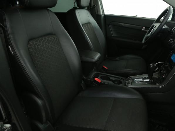 Chevrolet Captiva I Рестайлинг 2 с пробегом 2014 года, цена 1 209 000 рублей, 192177 км, внедорожник, Автокод Объявления