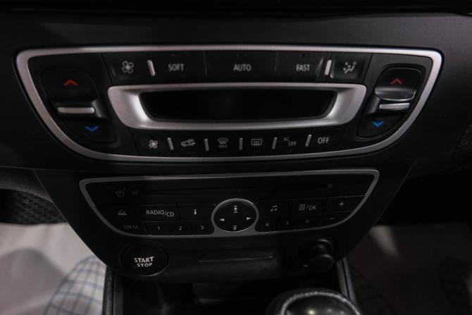 Renault Fluence I с пробегом 2011 года, цена 749 000 рублей, 191500 км, седан, Автокод Объявления