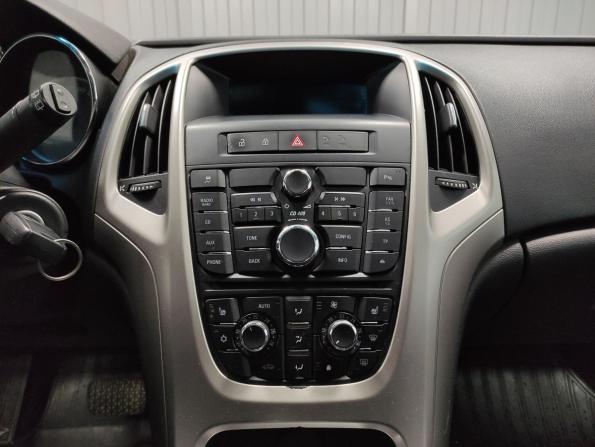 Opel Astra J с пробегом 2011 года, цена 570 000 рублей, 247870 км, хэтчбек, Автокод Объявления