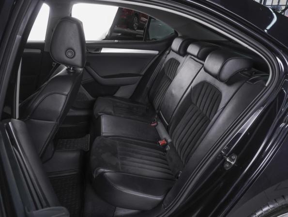 Skoda Superb III с пробегом 2015 года, цена 1 780 000 рублей, 159199 км, лифтбек, Автокод Объявления