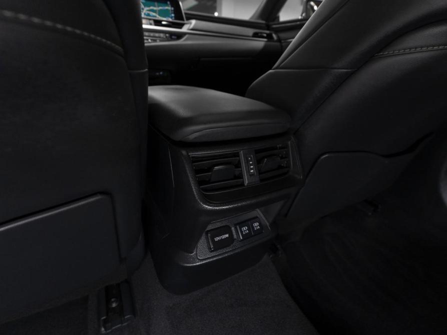Lexus ES VII Москва  - изображение 14