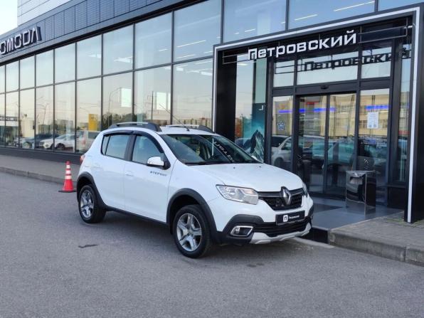 Renault Sandero II Рестайлинг с пробегом 2021 года, цена 1 450 000 рублей, 27370 км, хэтчбек, Автокод Объявления