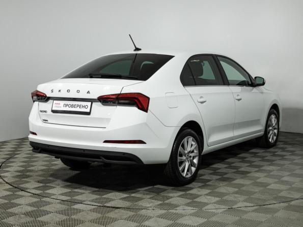 Skoda Rapid II с пробегом 2021 года, цена 1 889 000 рублей, 52602 км, лифтбек, Автокод Объявления