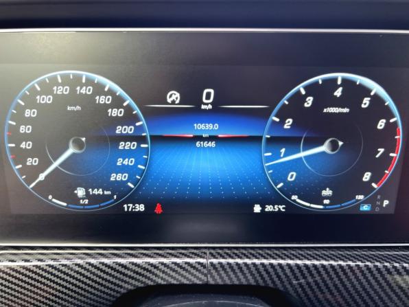 Mercedes-Benz V-Класс III (W447) Рестайлинг с пробегом 2021 года, цена 6 930 000 рублей, 61652 км, минивэн, Автокод Объявления