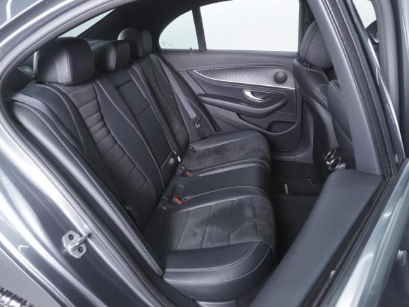 Mercedes-Benz E-Класс V (W213 S213 C238) Рестайлинг с пробегом 2021 года, цена 5 299 000 рублей, 53461 км, седан, Автокод Объявления