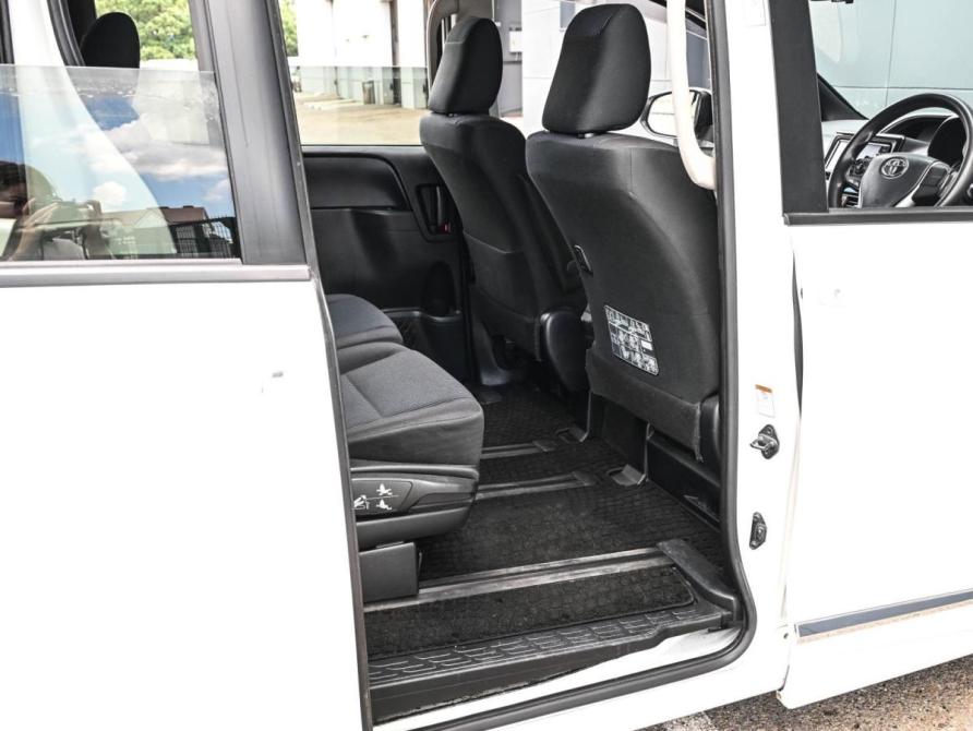 Toyota Noah III (R80) Новороссийск  - изображение 12