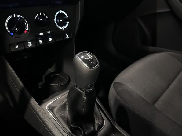 Skoda Rapid I с пробегом 2016 года, цена 1 220 000 рублей, 141964 км, лифтбек, Автокод Объявления