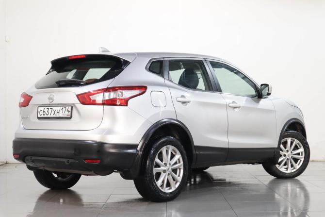 Nissan Qashqai II с пробегом 2018 года, цена 1 879 000 рублей, 74411 км, внедорожник, Автокод Объявления