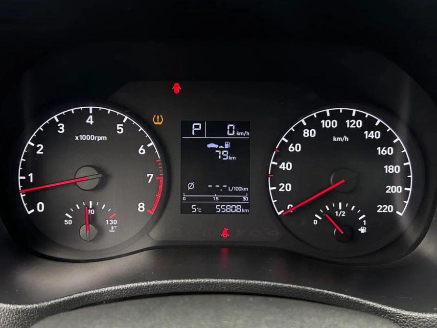 Hyundai Solaris II Альметьевск  - изображение 19