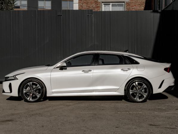 Kia K5 III с пробегом 2022 года, цена 2 510 000 рублей, 49722 км, седан, Автокод Объявления
