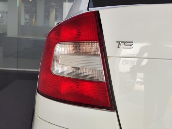 Skoda Octavia II (A5) Рестайлинг с пробегом 2011 года, цена 720 000 рублей, 272116 км, лифтбек, Автокод Объявления