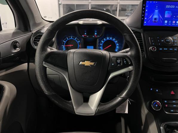 Chevrolet Orlando I с пробегом 2013 года, цена 1 020 000 рублей, 269337 км, компактвэн, Автокод Объявления