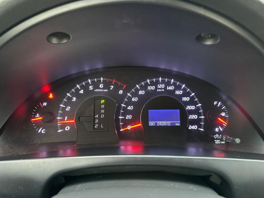Toyota Camry VI (XV40) Рестайлинг Екатеринбург  - изображение 9