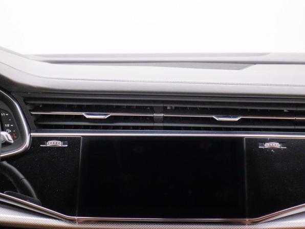 Audi Q8 I (4M) с пробегом 2022 года, цена 6 000 000 рублей, 43279 км, внедорожник, Автокод Объявления