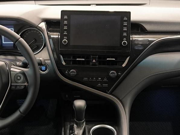 Toyota Camry VIII (XV70) Рестайлинг с пробегом 2021 года, цена 2 150 000 рублей, 168000 км, седан, Автокод Объявления