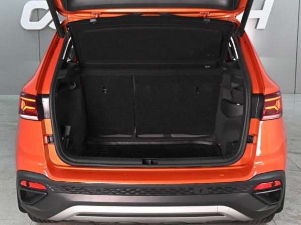 Volkswagen Taos I с пробегом 2022 года, цена 2 889 000 рублей, 24362 км, внедорожник, Автокод Объявления