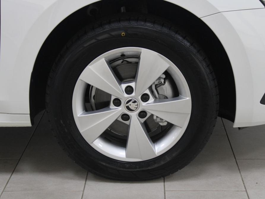 Skoda Octavia IV (A8) Старый Оскол  - изображение 22