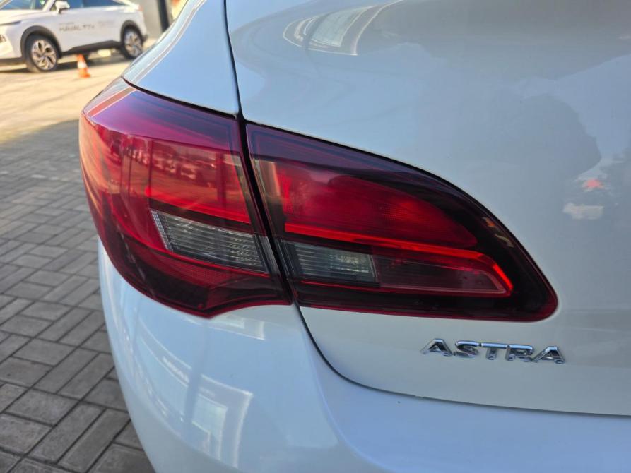 Opel Astra J Рестайлинг Астрахань  - изображение 10