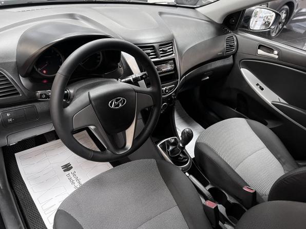 Hyundai Solaris I с пробегом 2013 года, цена 690 000 рублей, 174422 км, седан, Автокод Объявления