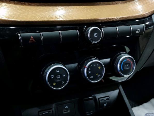 Lada (ВАЗ) Vesta I Рестайлинг (NG) с пробегом 2024 года, цена 1 308 000 рублей, 46791 км, универсал, Автокод Объявления