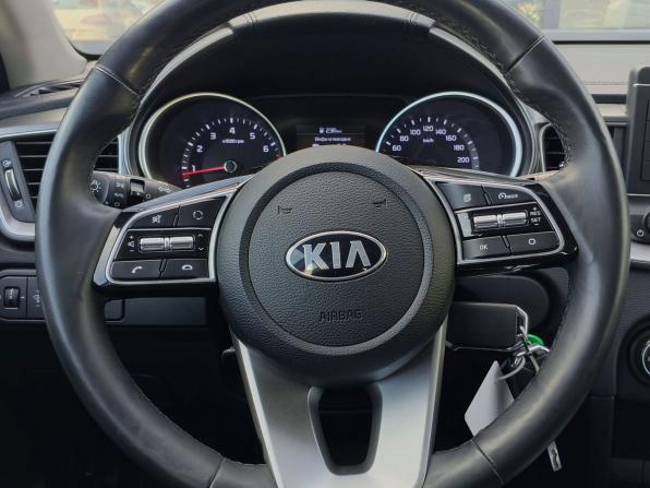 Kia Ceed III с пробегом 2021 года, цена 1 159 000 рублей, 281576 км, хэтчбек, Автокод Объявления