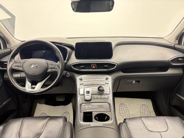 Hyundai Santa Fe IV Рестайлинг с пробегом 2021 года, цена 3 689 000 рублей, 44550 км, внедорожник, Автокод Объявления