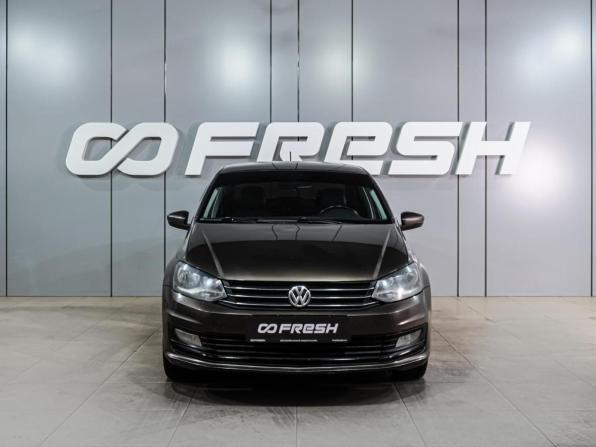 Volkswagen Polo V Рестайлинг с пробегом 2016 года, цена 929 000 рублей, 176931 км, седан, Автокод Объявления