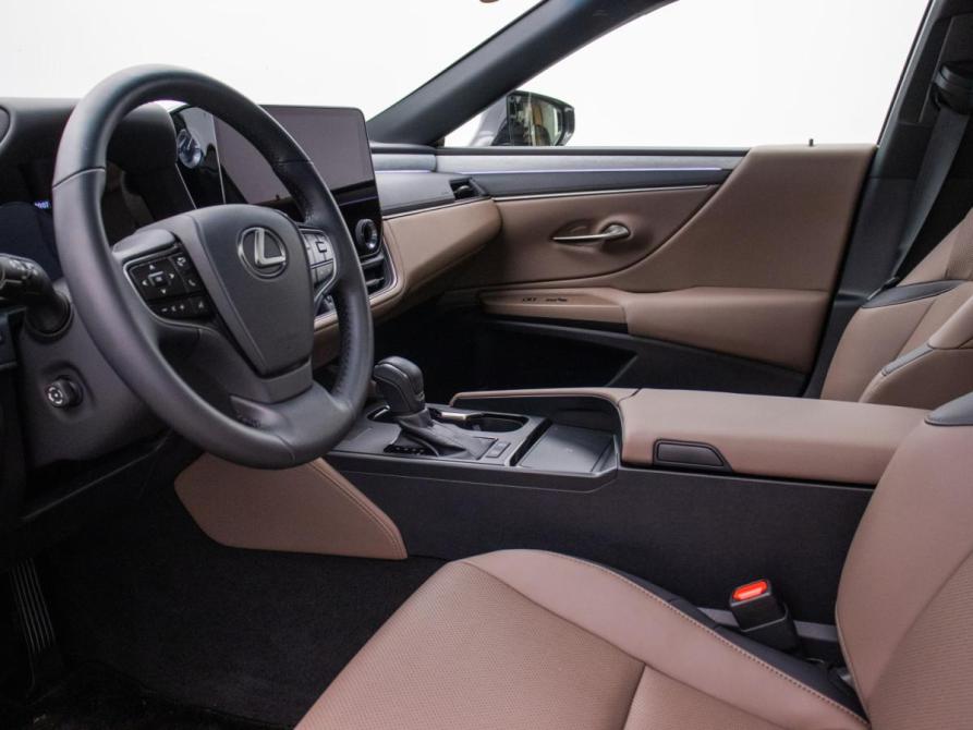 Lexus ES VII Рестайлинг 2 Москва  - изображение 11