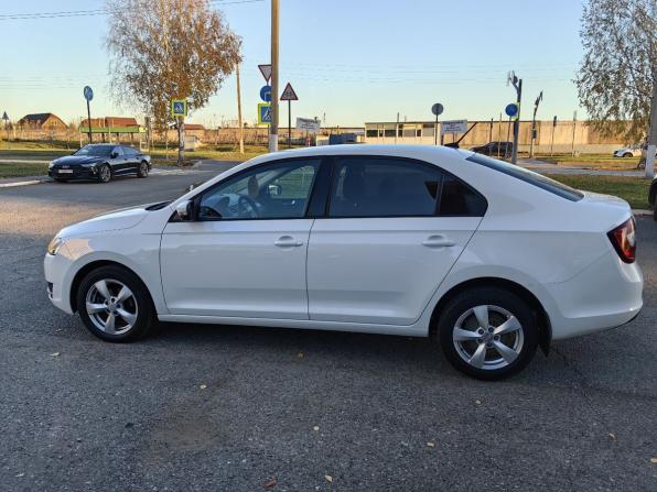 Skoda Rapid I Рестайлинг с пробегом 2018 года, цена 1 249 999 рублей, 91500 км, лифтбек, Автокод Объявления