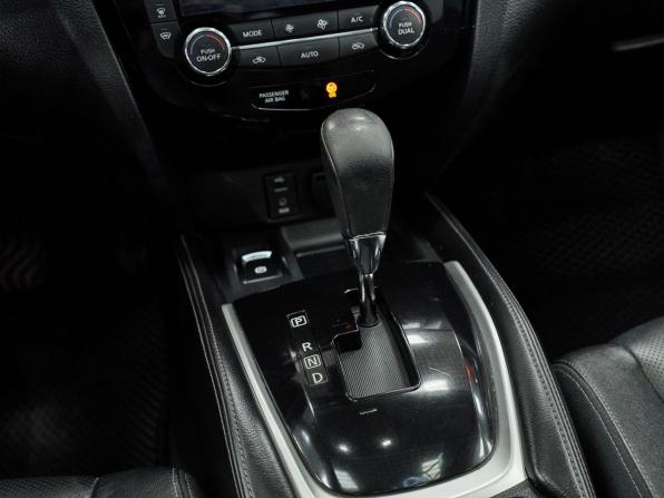 Nissan X-Trail III с пробегом 2015 года, цена 1 107 000 рублей, 321026 км, внедорожник, Автокод Объявления