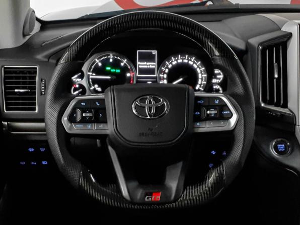 Toyota Land Cruiser 200 Series Рестайлинг 2 с пробегом 2015 года, цена 5 890 000 рублей, 121000 км, внедорожник, Автокод Объявления